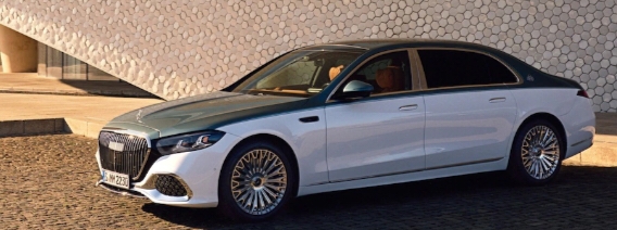 मर्सिडीज-बेंज-ने-पेश-की-Maybach-S-Class-हाय-टेक-टेक्नोलॉजी-और-V8-और-V12-इंजनों-का-विकल्प