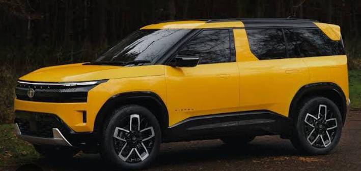 Tata-Sierra-2025-साल-के-अंत-में-एक-नए-अंदाज-में-पेश-हो-चुकी-है