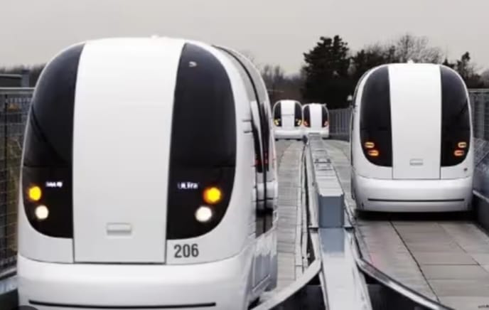भारत-में-आ-रही-पहली-Driverless-Pod-Taxi – 400kmpl-माइलेज-और-6-लोगों-की-सीटिंग-के-साथ-भविष्य-की-सवारी