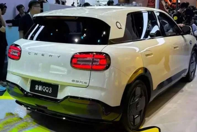 Budget-EV-Market-में-धमाका-Chery-QQ3-EV- ₹8-लाख-में-420KM-Range-Offer
