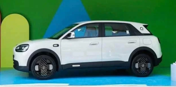 Budget-EV-Market-में-धमाका-Chery-QQ3-EV- ₹8-लाख-में-420KM-Range-Offer