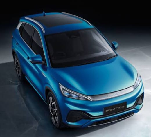 BYD-Atto-3-एक-चार्ज-में-लंबी-521km-दूरी-और-शानदार-इलेक्ट्रिक-पावर-का-जलवा